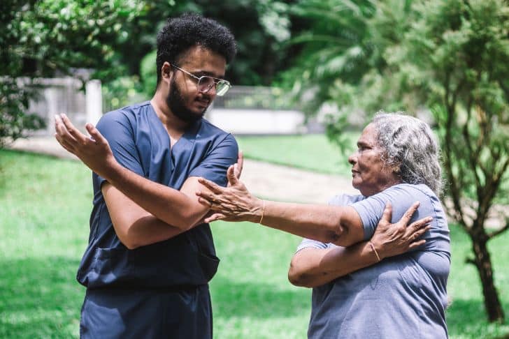 Developing Strength and Balance: Lifeline Canada Exercises for Seniors